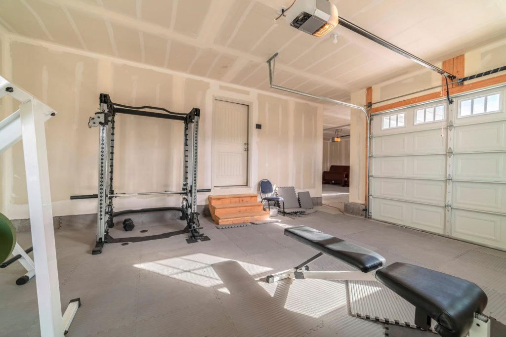 Top10US Gym in Garage